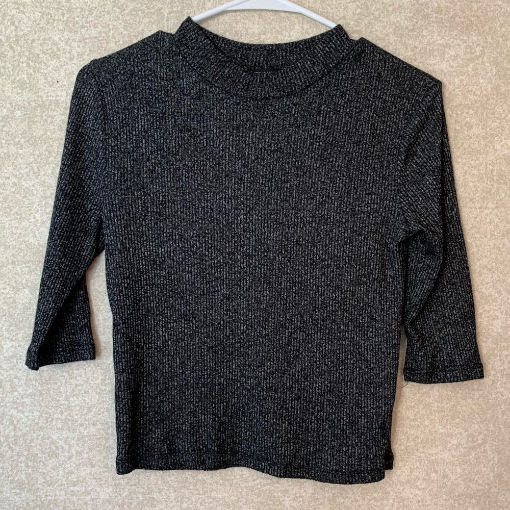 Women’s American Dream Charcoal Grey Light Sweater Size Small